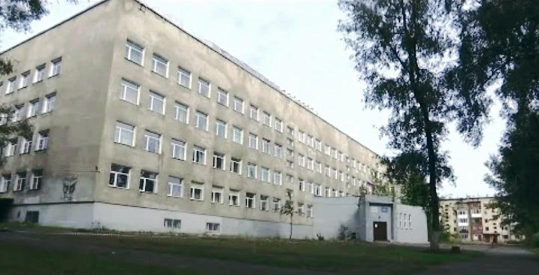 Фотография школы.